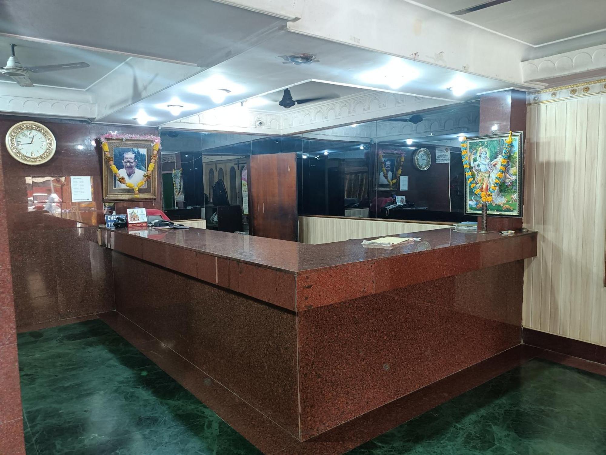 Hotel Sudakshina By Roh Silchar Bagian luar foto