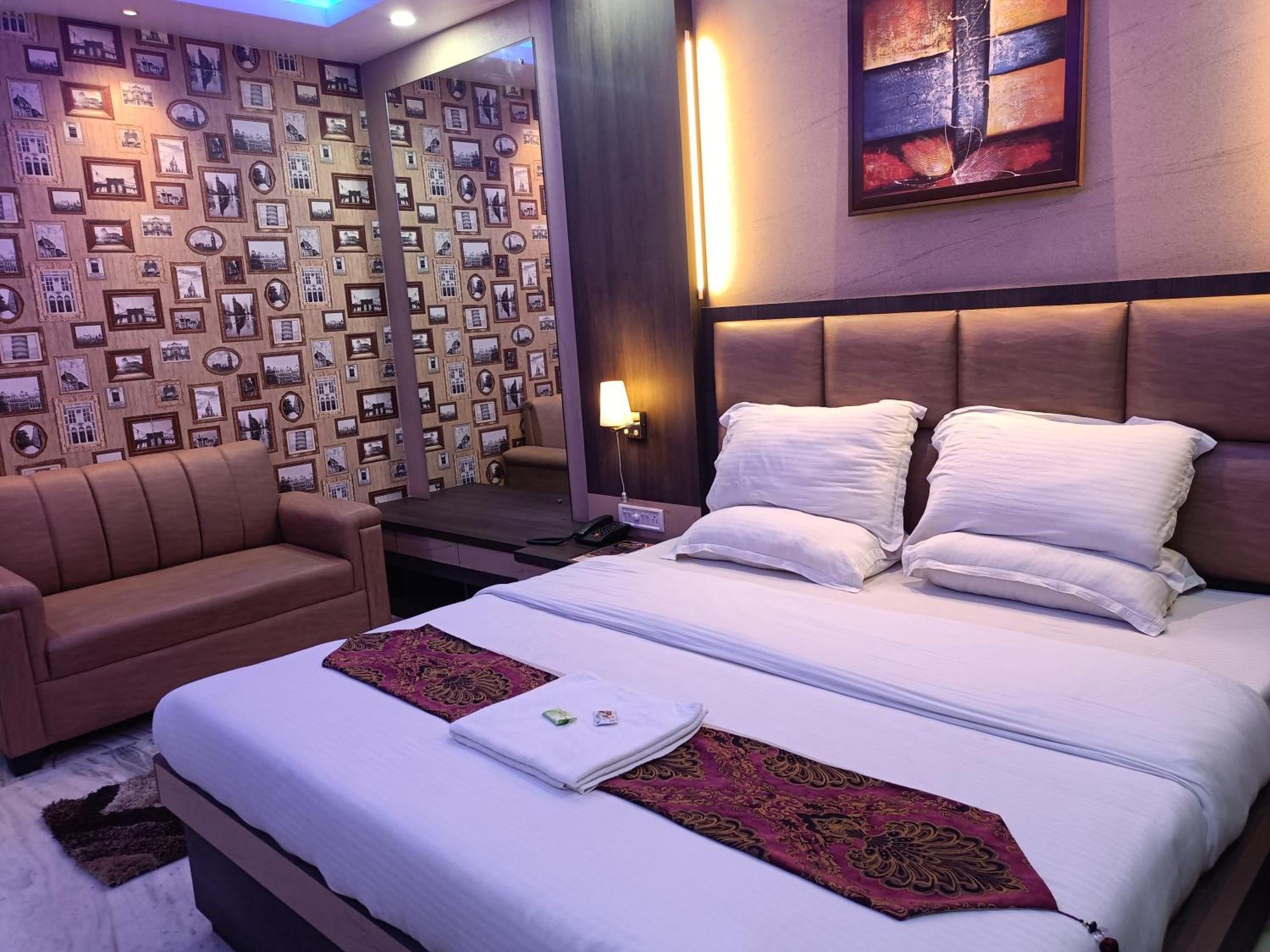 Hotel Sudakshina By Roh Silchar Bagian luar foto