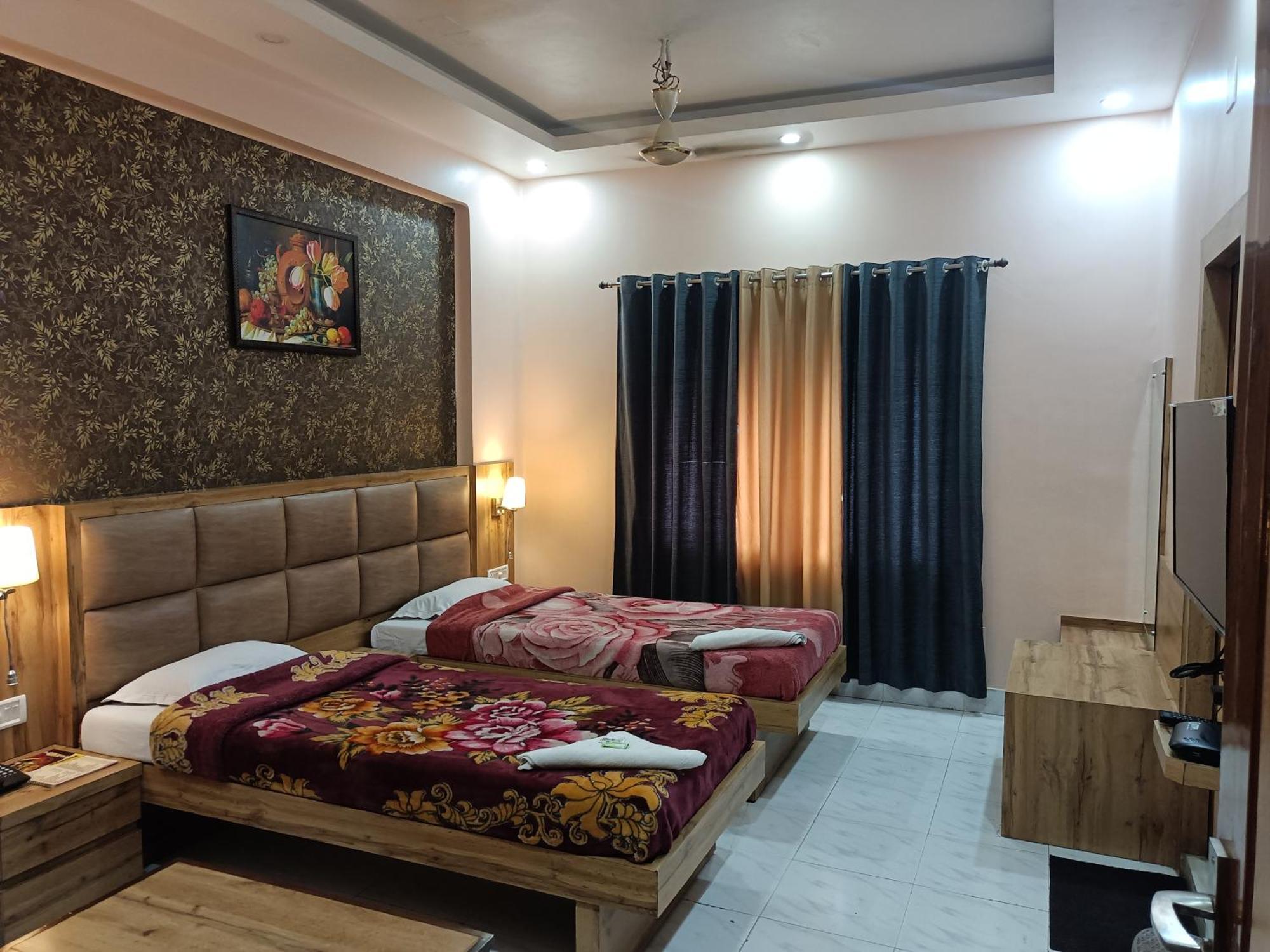 Hotel Sudakshina By Roh Silchar Bagian luar foto