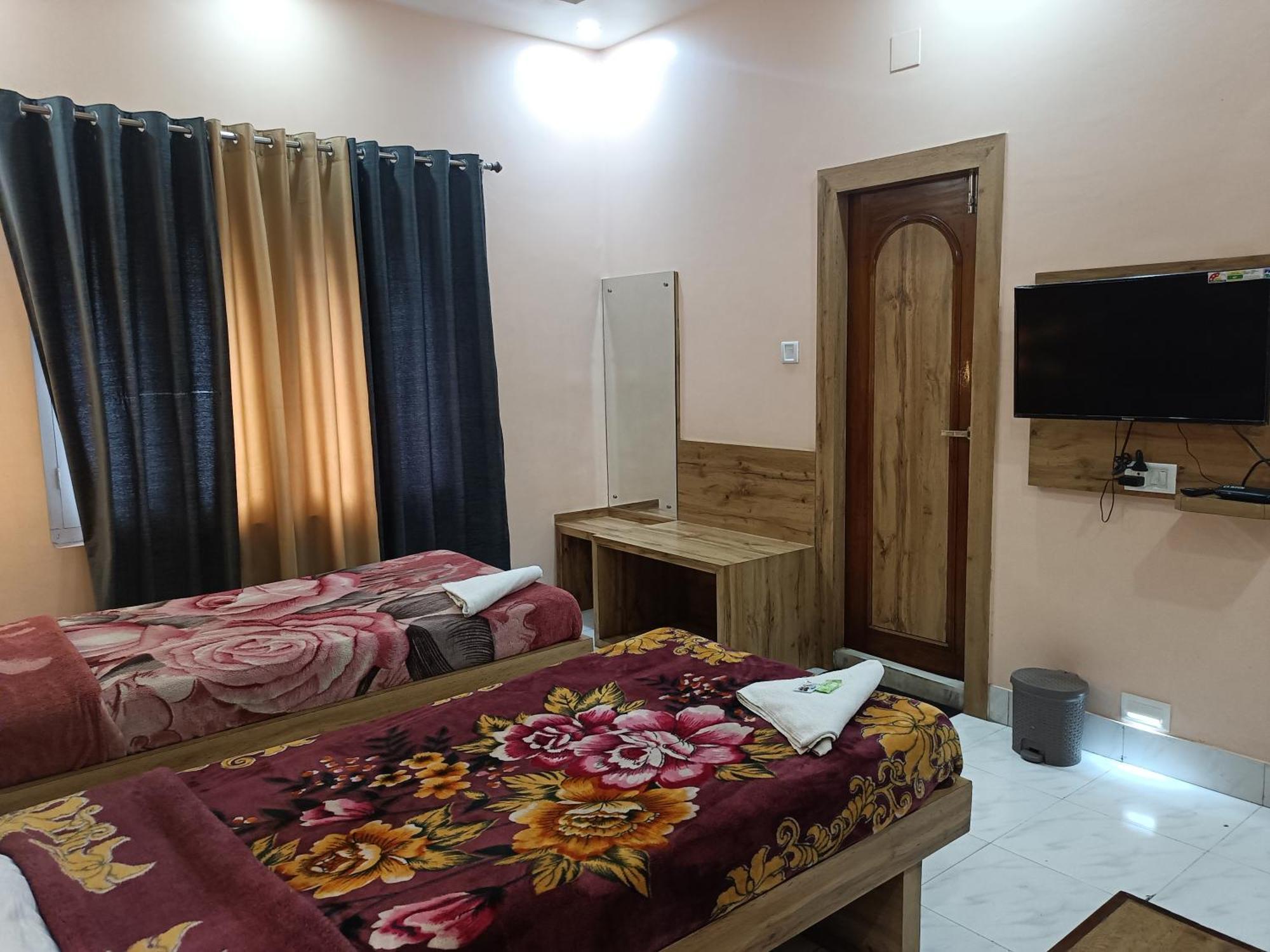 Hotel Sudakshina By Roh Silchar Bagian luar foto