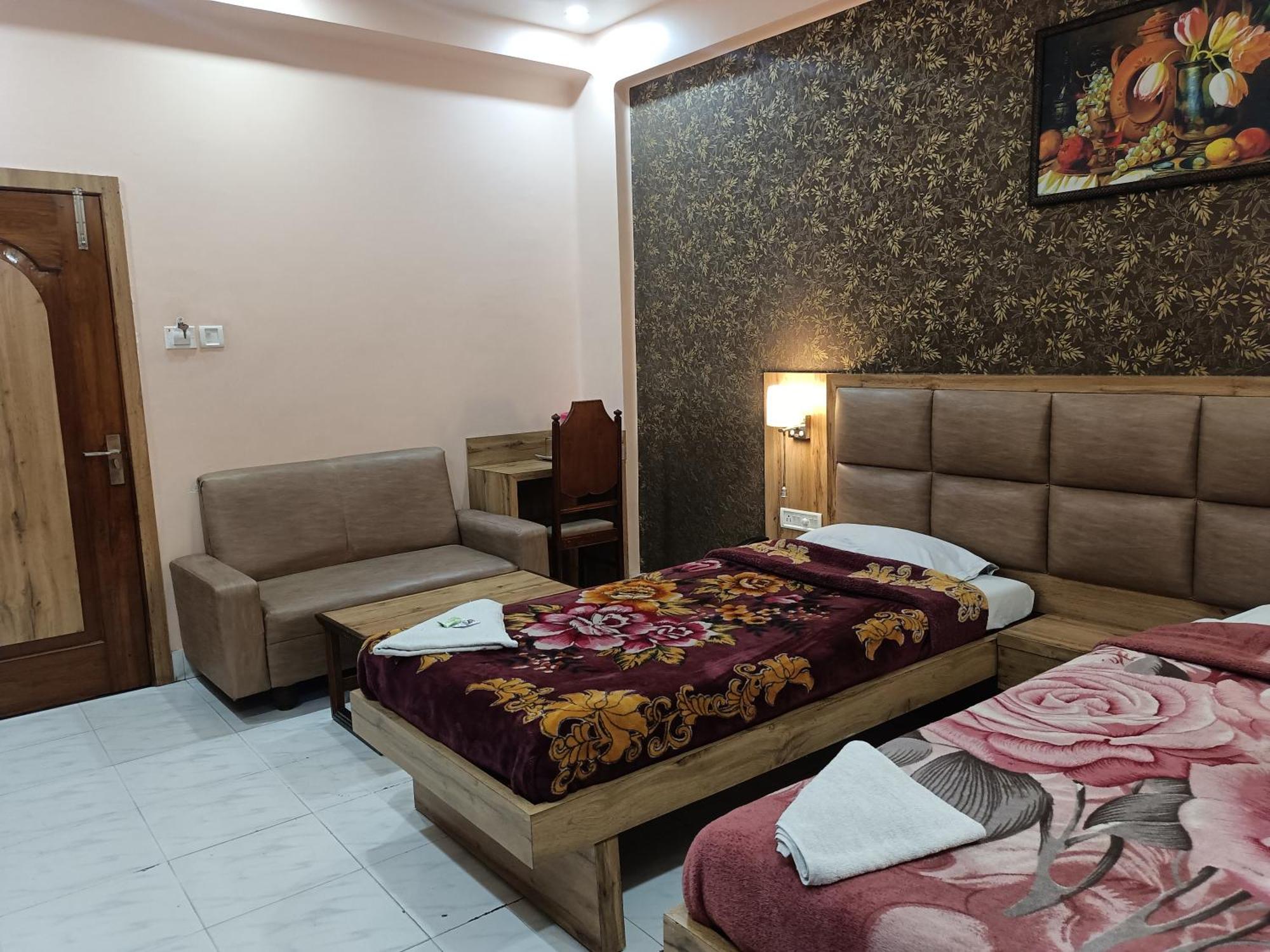 Hotel Sudakshina By Roh Silchar Bagian luar foto